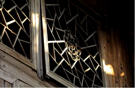 以雕花鏤空鋁單板重溫經(jīng)典 正一建材詮釋現(xiàn)代建筑藝術(shù)輝煌