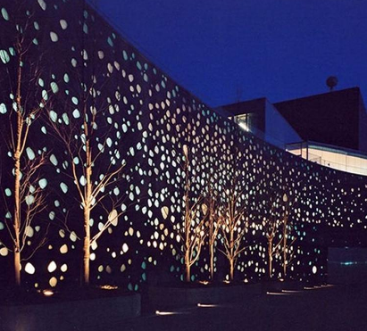 鋁單板身上有裂紋是否是質(zhì)量問(wèn)題呢?